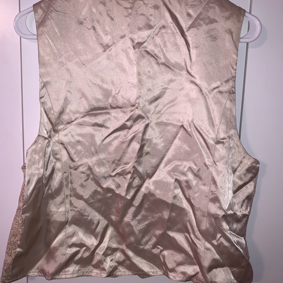 L Beige Patterned Button-Down Vest - Picture 8 of 9